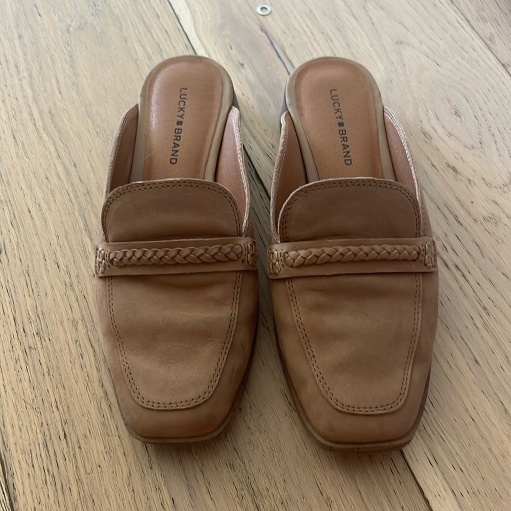 Lucky brand women’s loafer